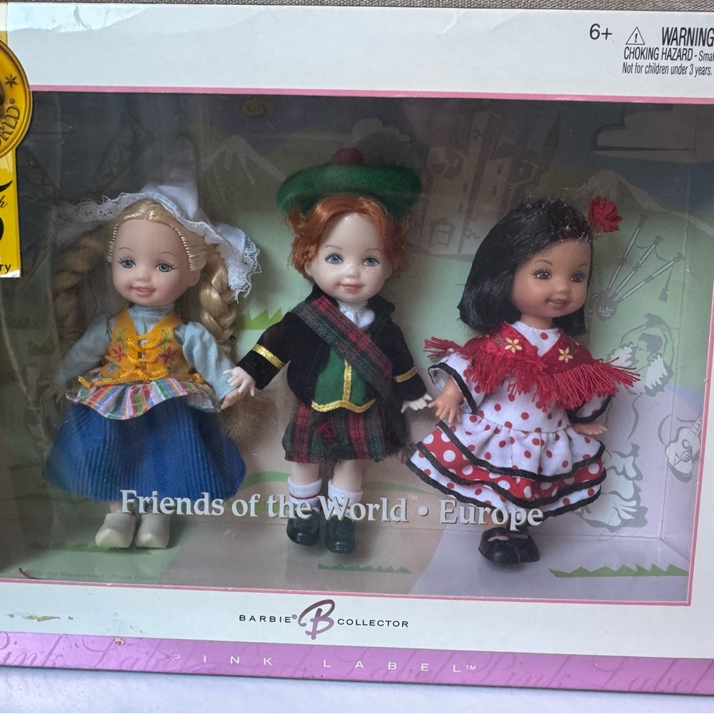 Kelly Club Barbie Friends of the World Europe Dolls Set RARE vintage